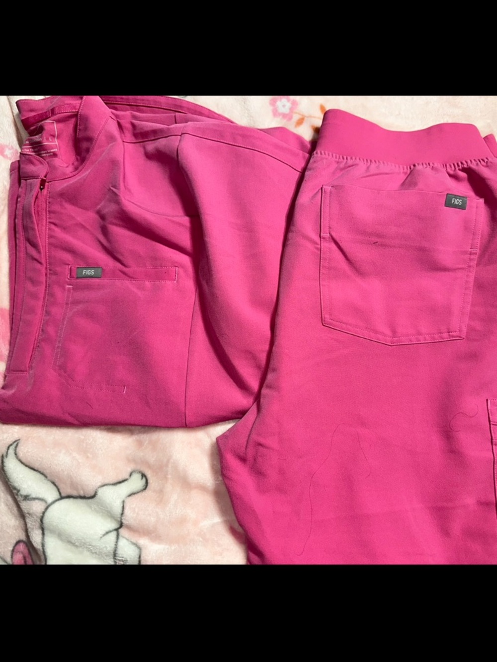 Figs Hot Pink Scrub Set - Picture 2 of 2